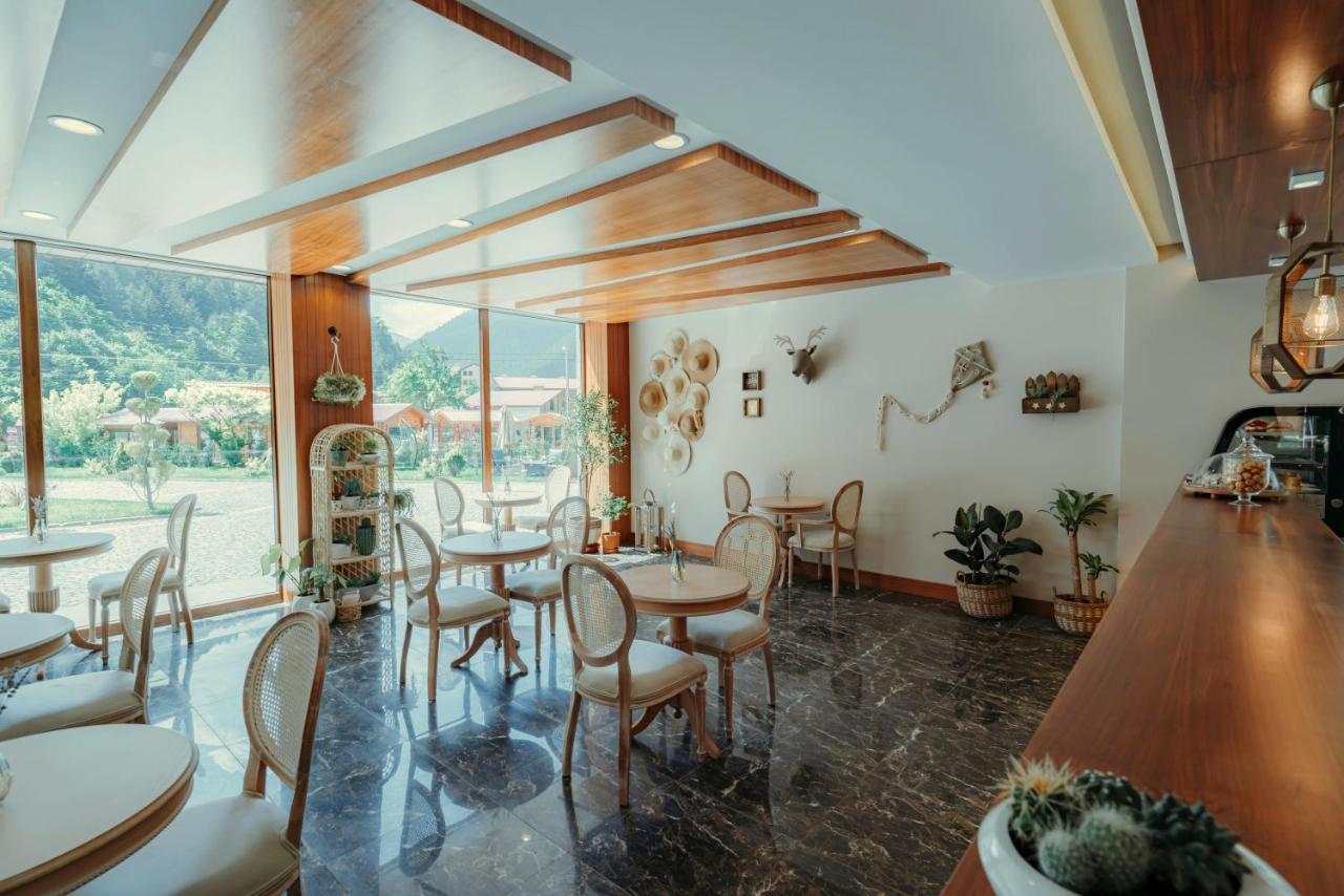 Kilpa Hotel Узунгьол Екстериор снимка