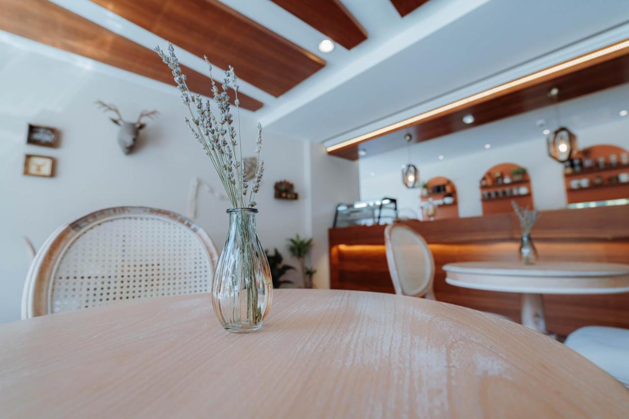Kilpa Hotel Узунгьол Екстериор снимка