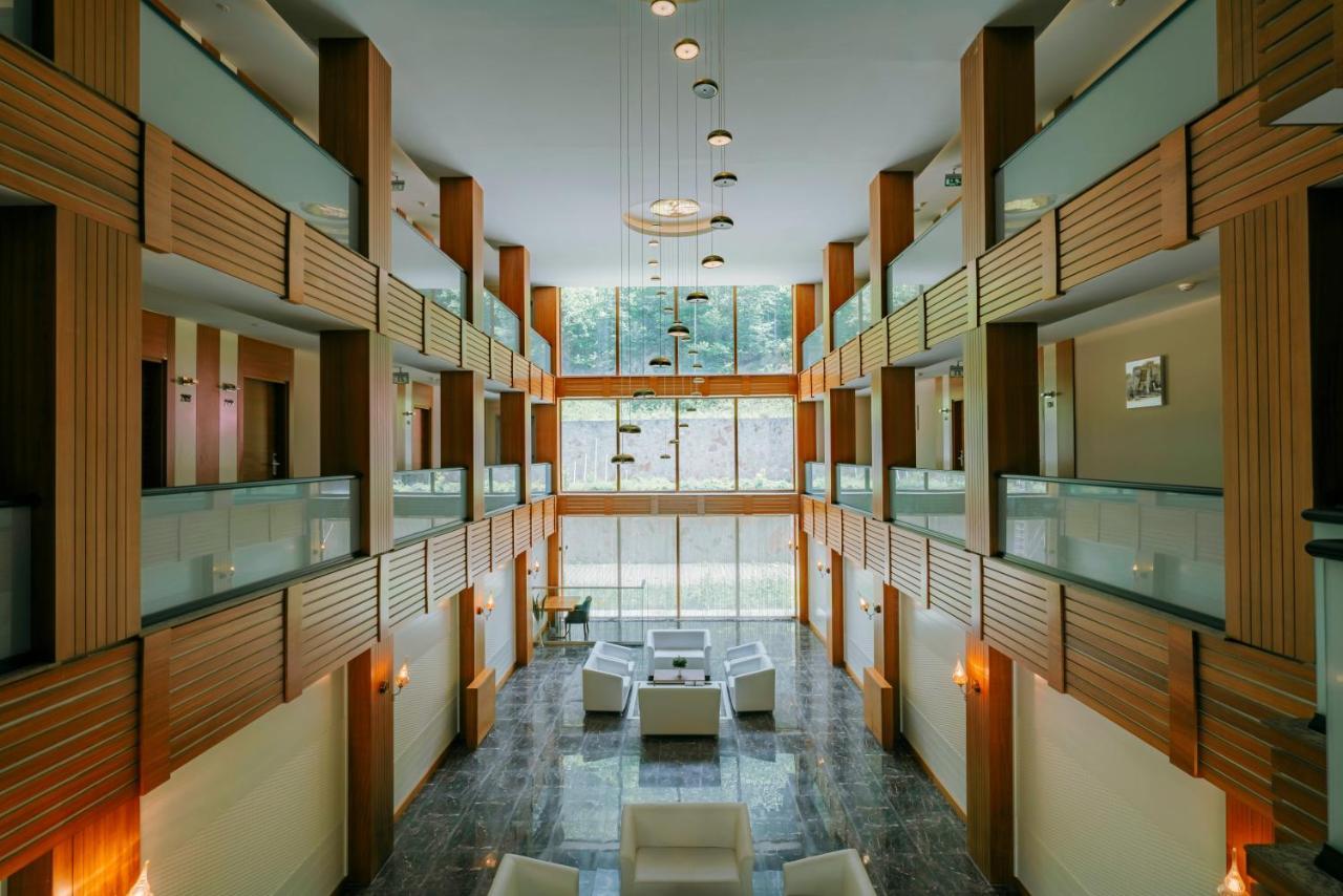 Kilpa Hotel Узунгьол Екстериор снимка