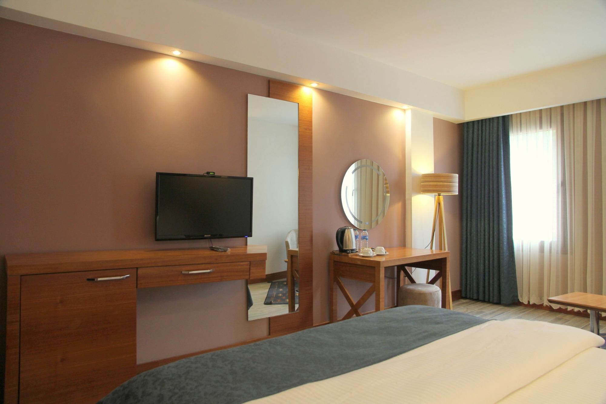 Kilpa Hotel Узунгьол Екстериор снимка