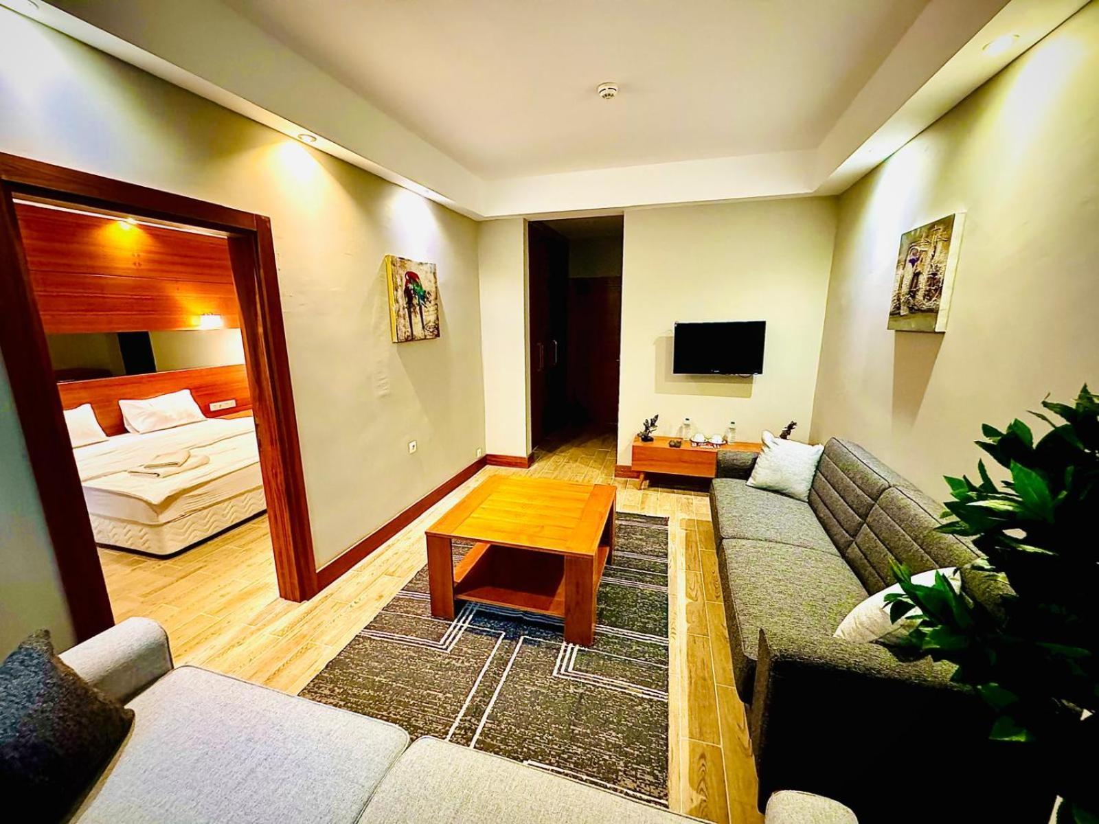 Kilpa Hotel Узунгьол Екстериор снимка