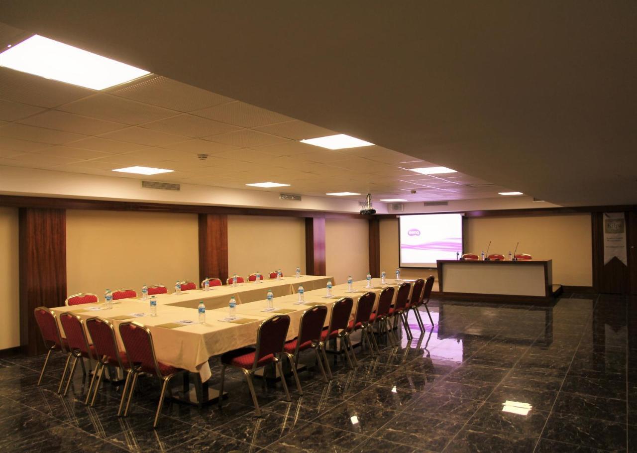 Kilpa Hotel Узунгьол Екстериор снимка