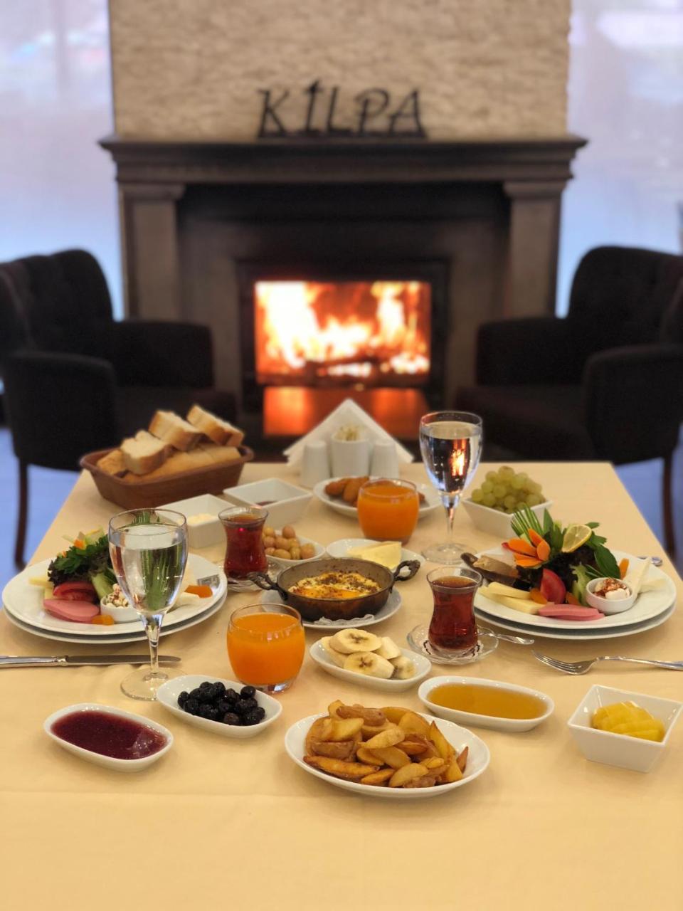 Kilpa Hotel Узунгьол Екстериор снимка